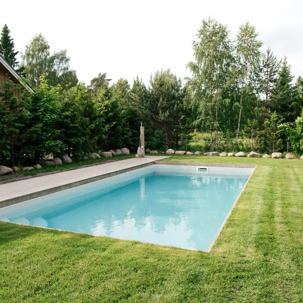 bygga pool strangnas sodermanland